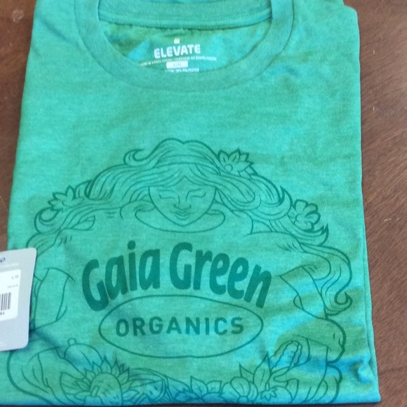 Elevate tee Sz LG - Picture 2 of 6